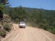 SAFARİ JEEP 